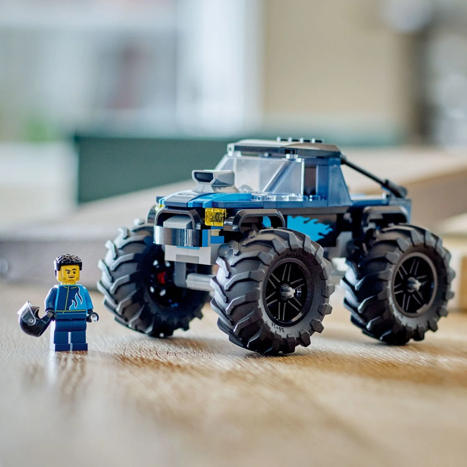 LEGO® City Great Vehicles: Blue Monster Truck - Image 10