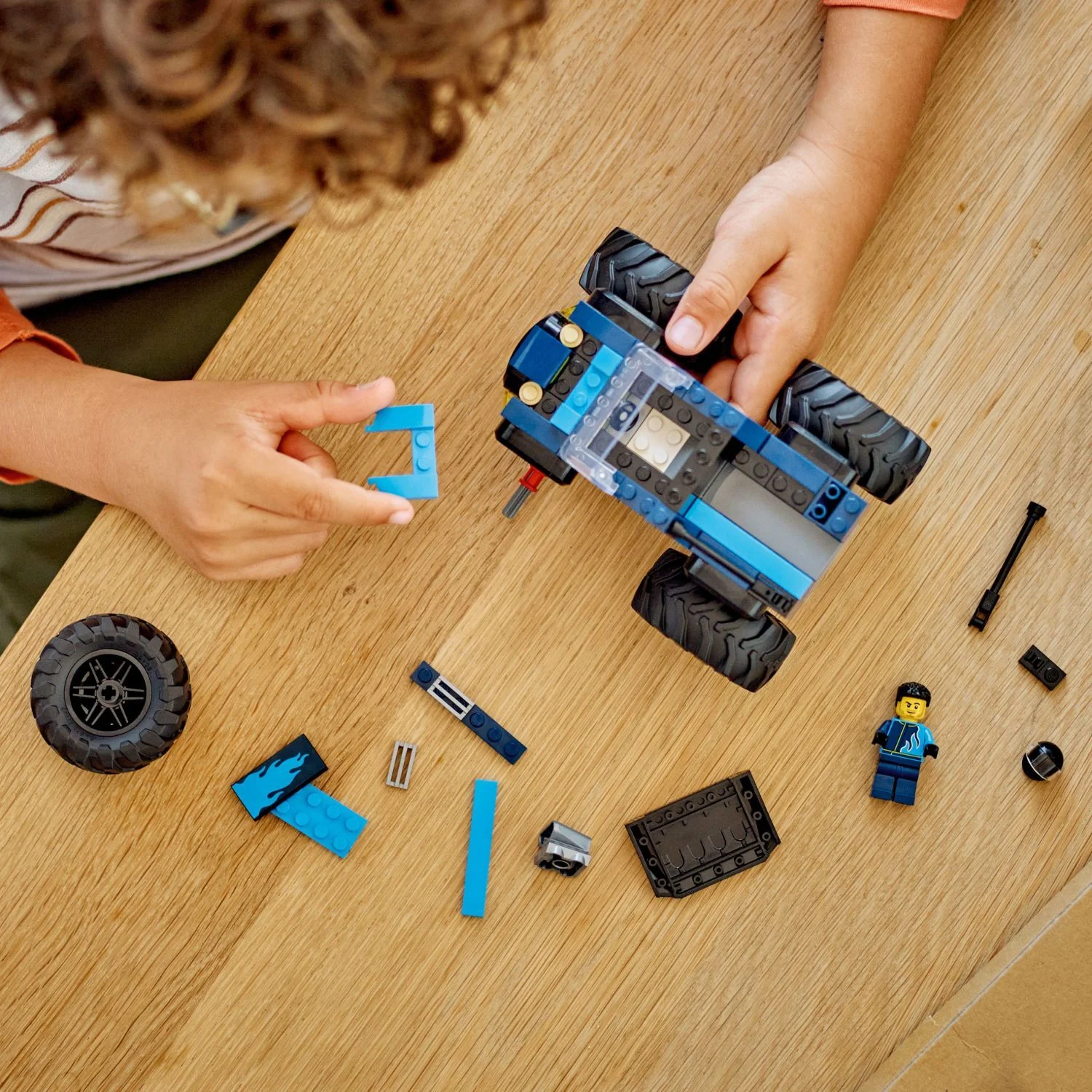 LEGO® City Great Vehicles: Blue Monster Truck - Image 8