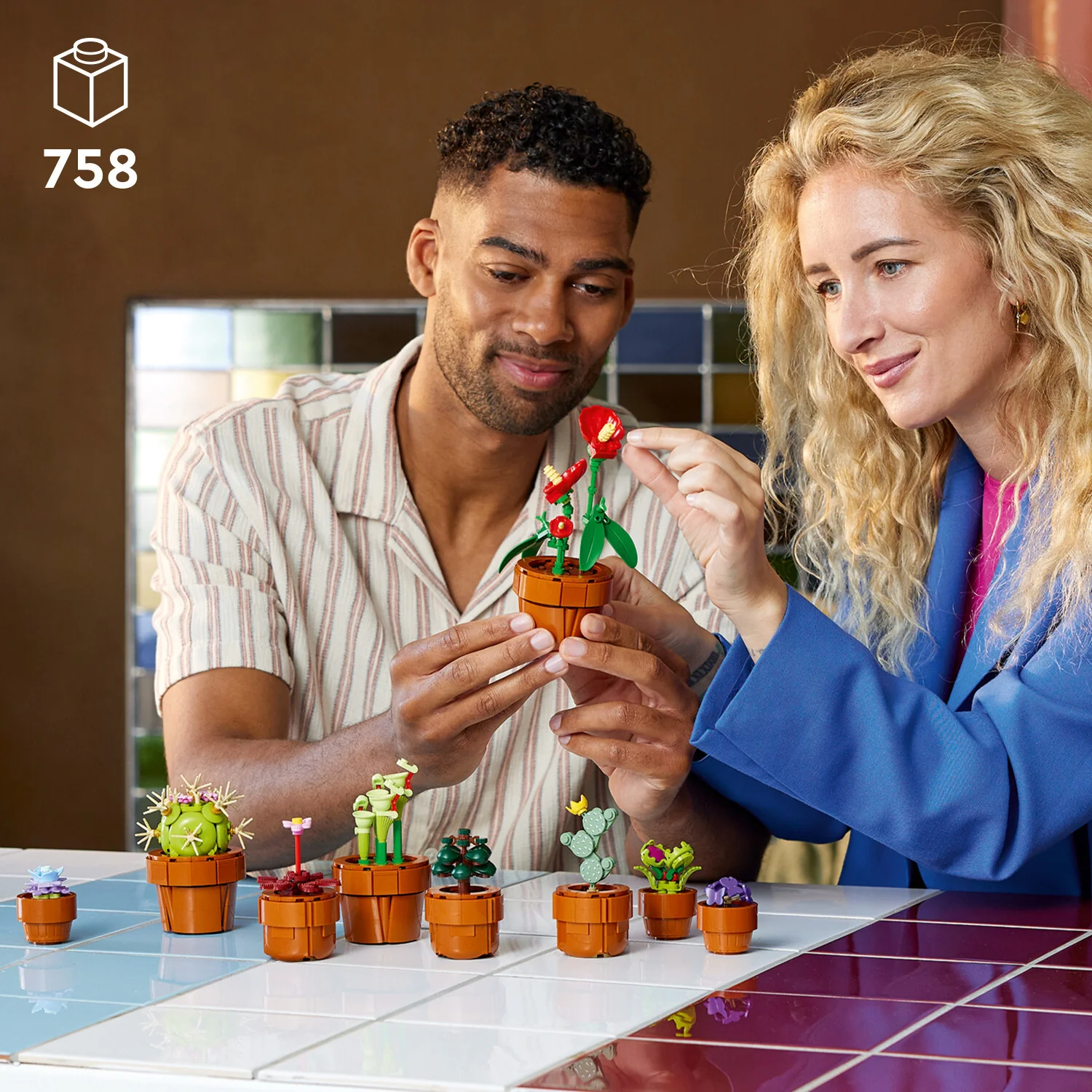 LEGO® Icons: Tiny Plants - Image 3