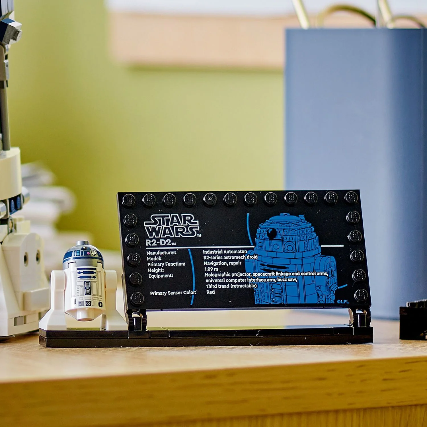LEGO® Star Wars™: R2-D2™ - Image 10