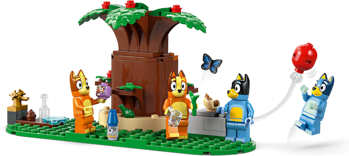 LEGO BLUEY Bluey's Family House - Image 7