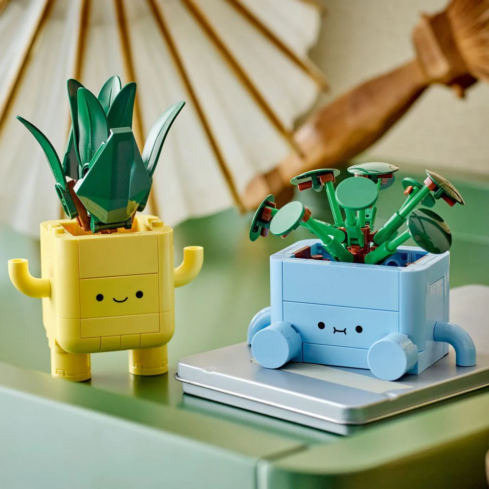 LEGO BOTANICALS Happy Plants - Image 3