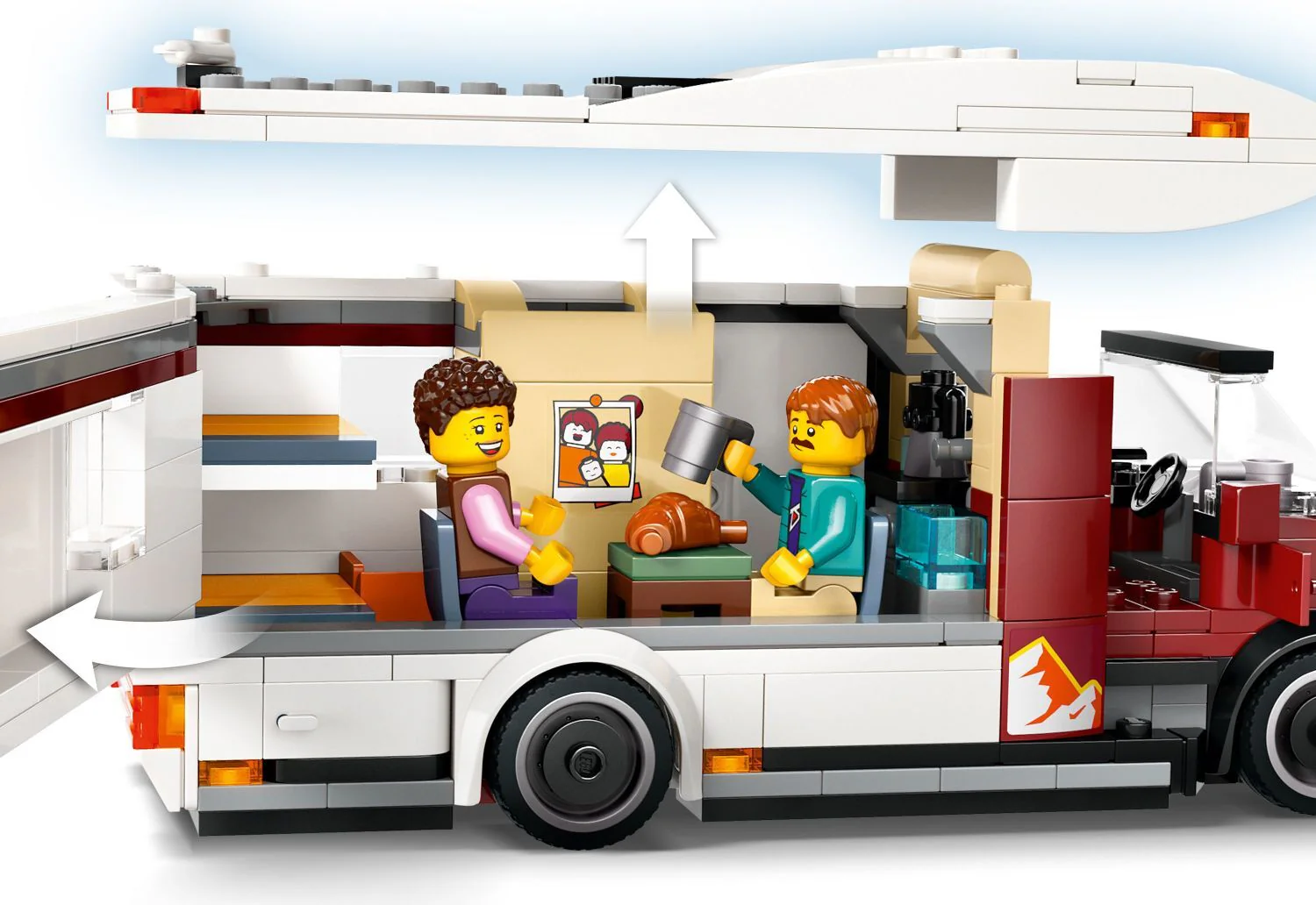 LEGO City Great Vehicles: Holiday Adventure Camper Van - Image 5