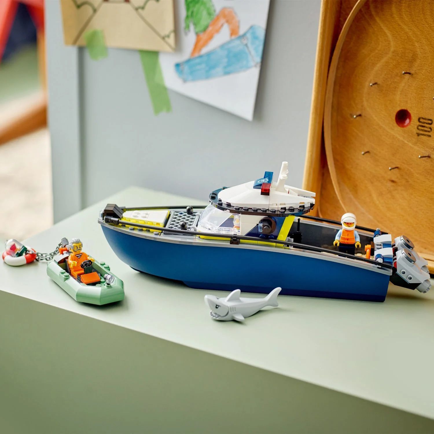 LEGO City Police: Police Boat Chase - Image 5