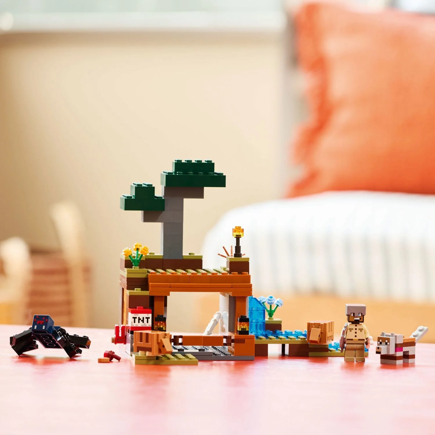 LEGO Minecraft: The Armadillo Mine Expedition - Image 5