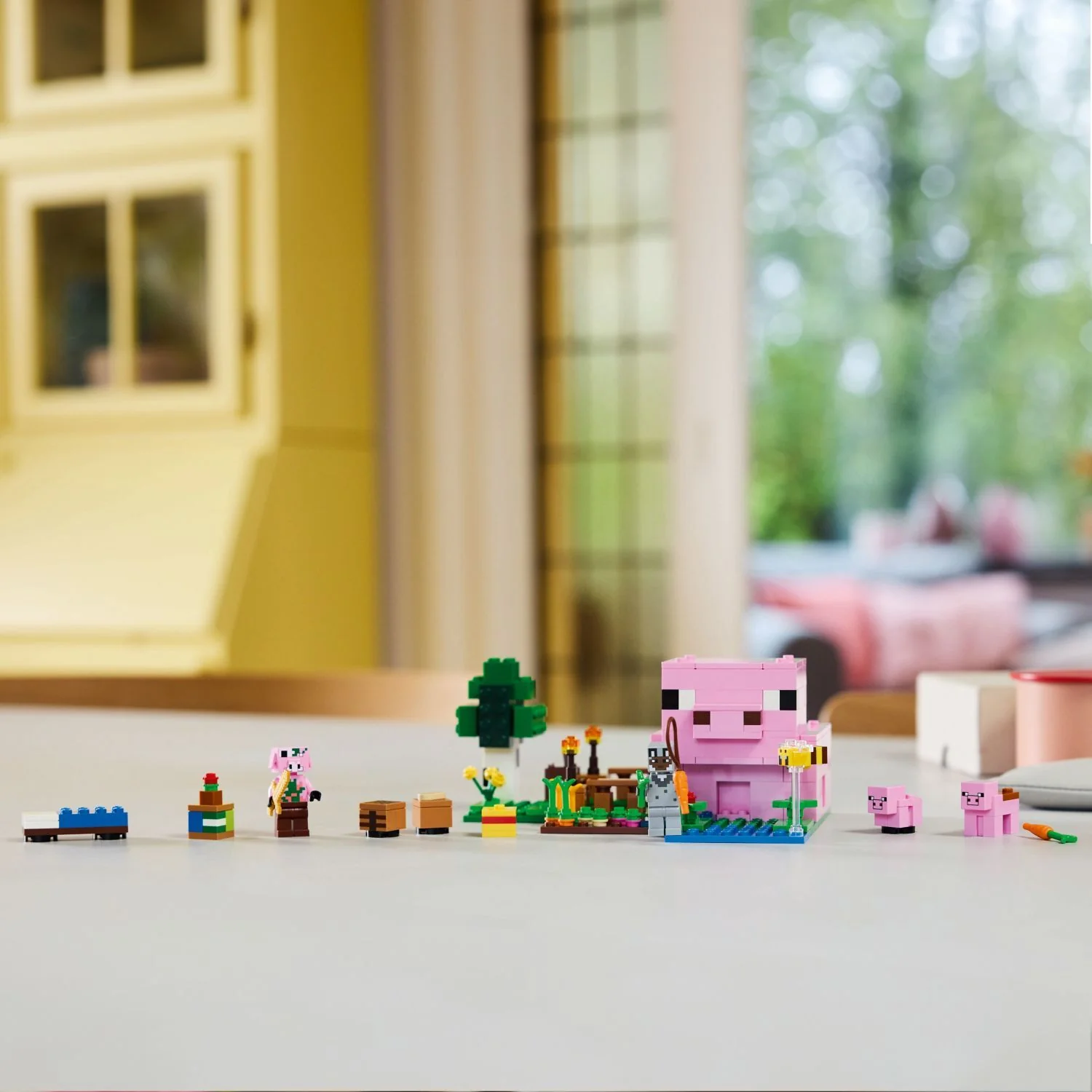 LEGO Minecraft: The Baby Pig House - Image 5