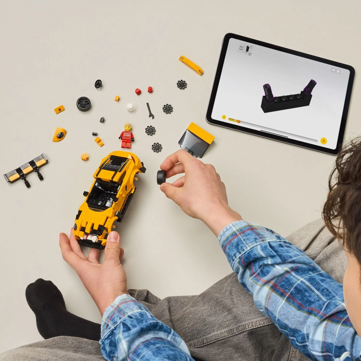 LEGO Speed Champions: Porsche 911 GT3 RS Super Car - Image 3