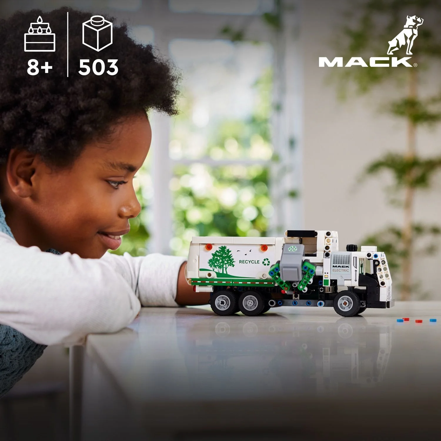 LEGO Technic: Mack® LR Electric Garbage Truck - Image 4