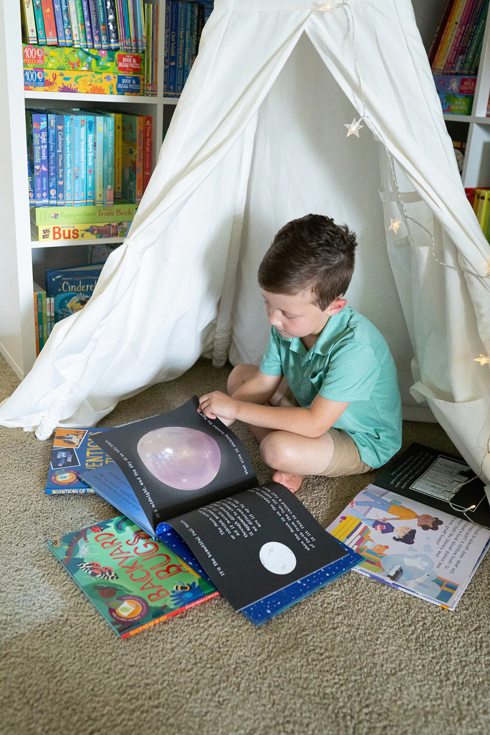 Nighttime A Shine-A-Light Book - Image 4